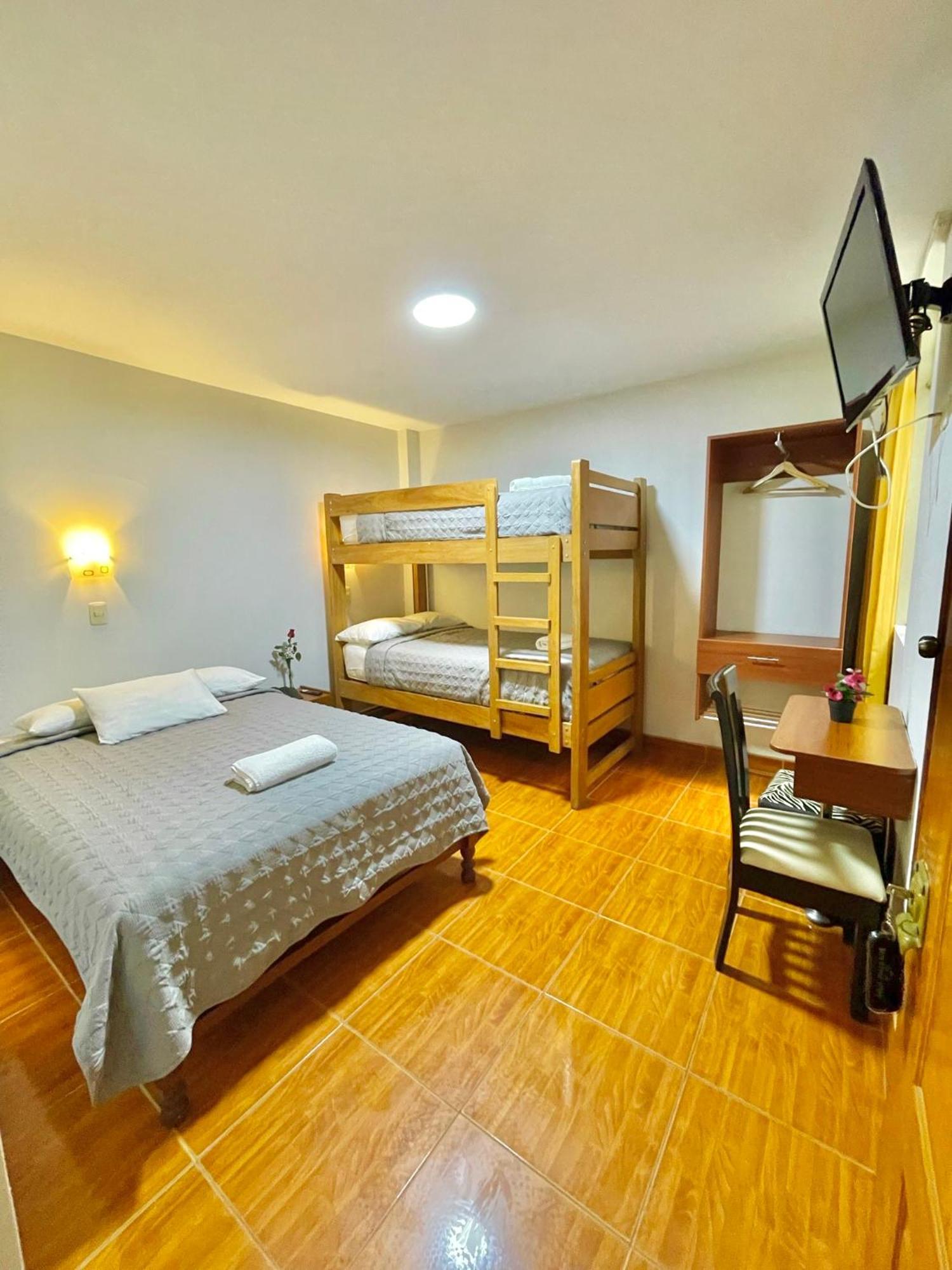טרוחיו Jultom Inn Hotel & Suites מראה חיצוני תמונה