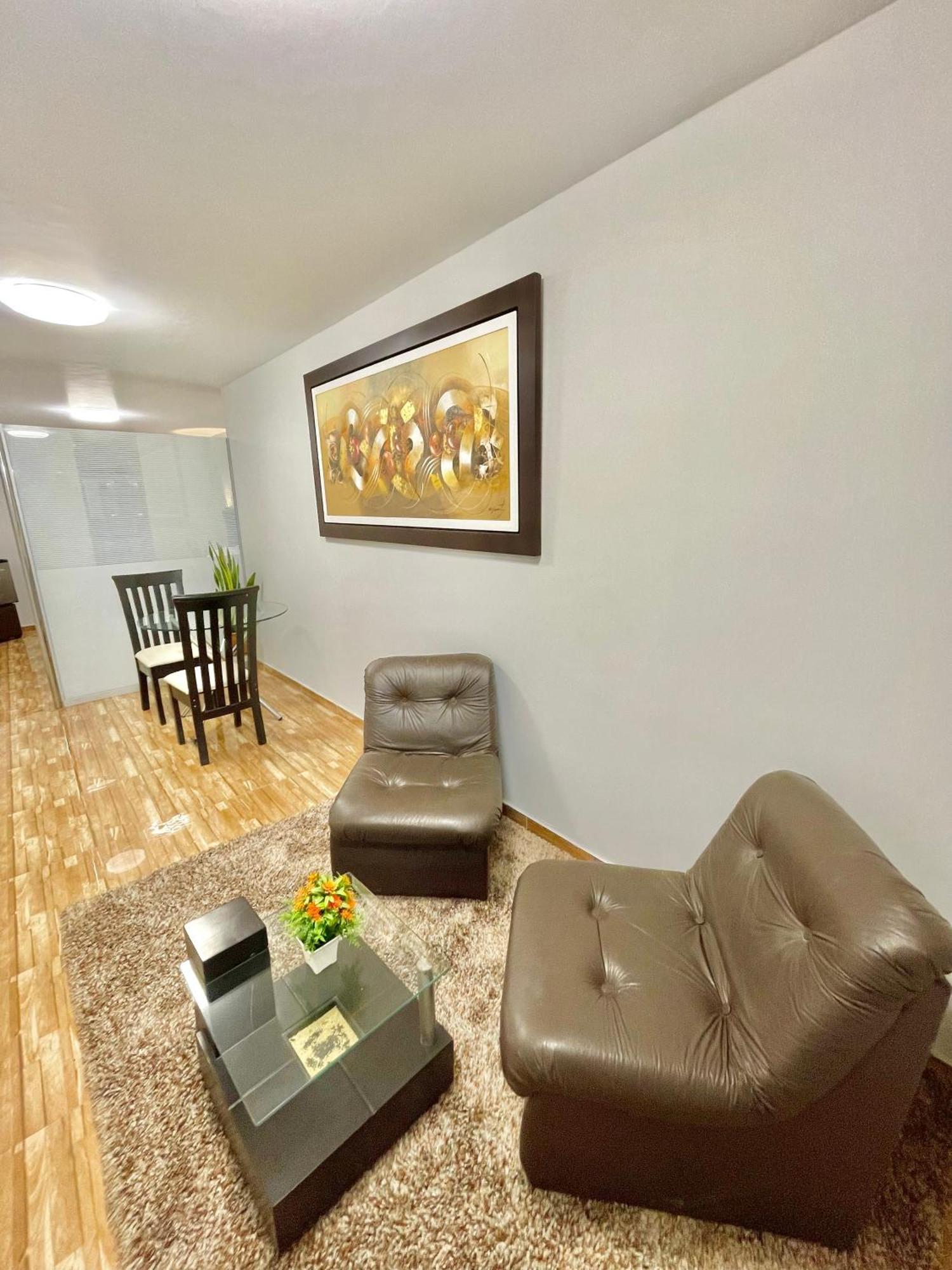 טרוחיו Jultom Inn Hotel & Suites מראה חיצוני תמונה
