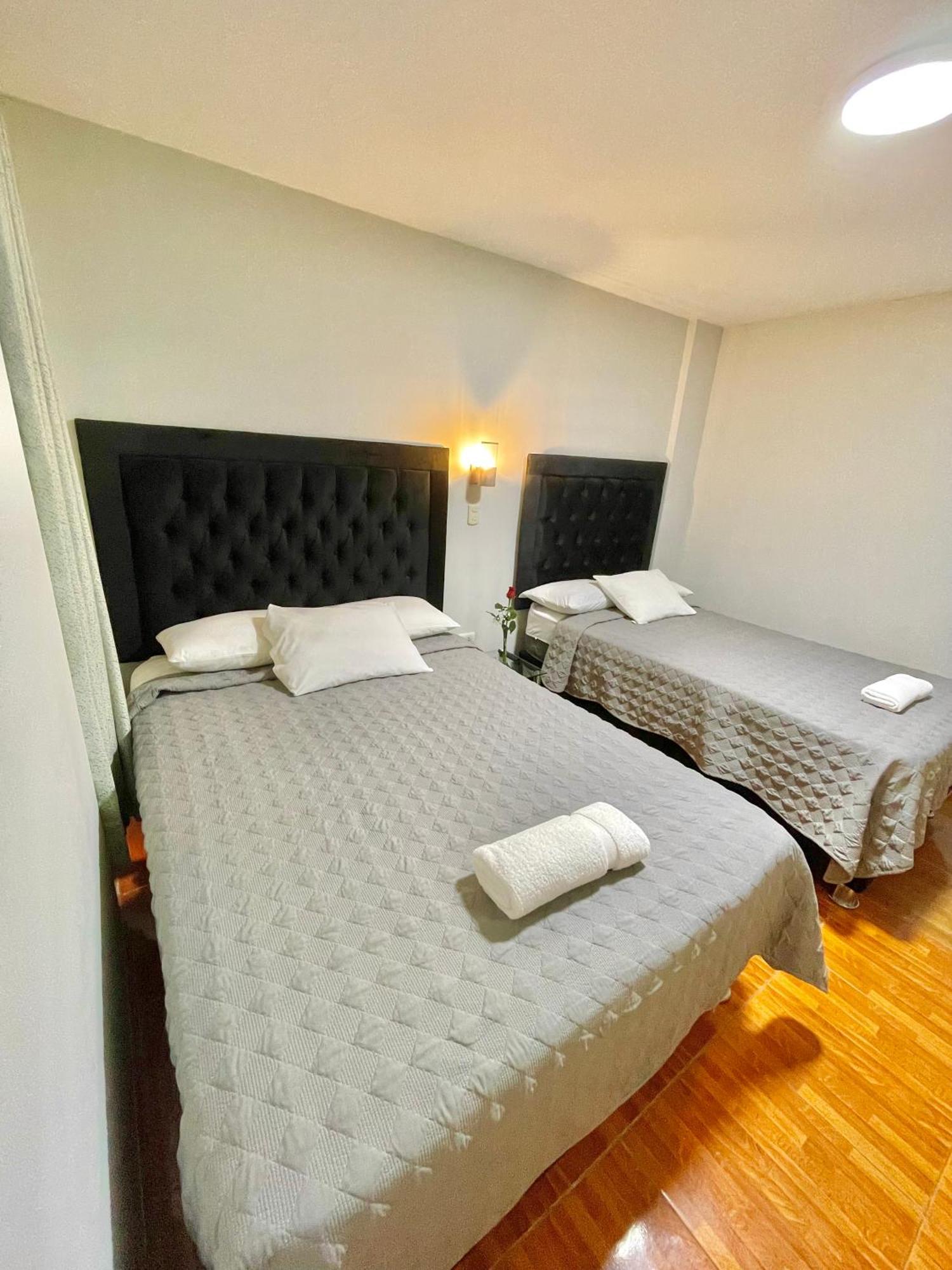 טרוחיו Jultom Inn Hotel & Suites מראה חיצוני תמונה
