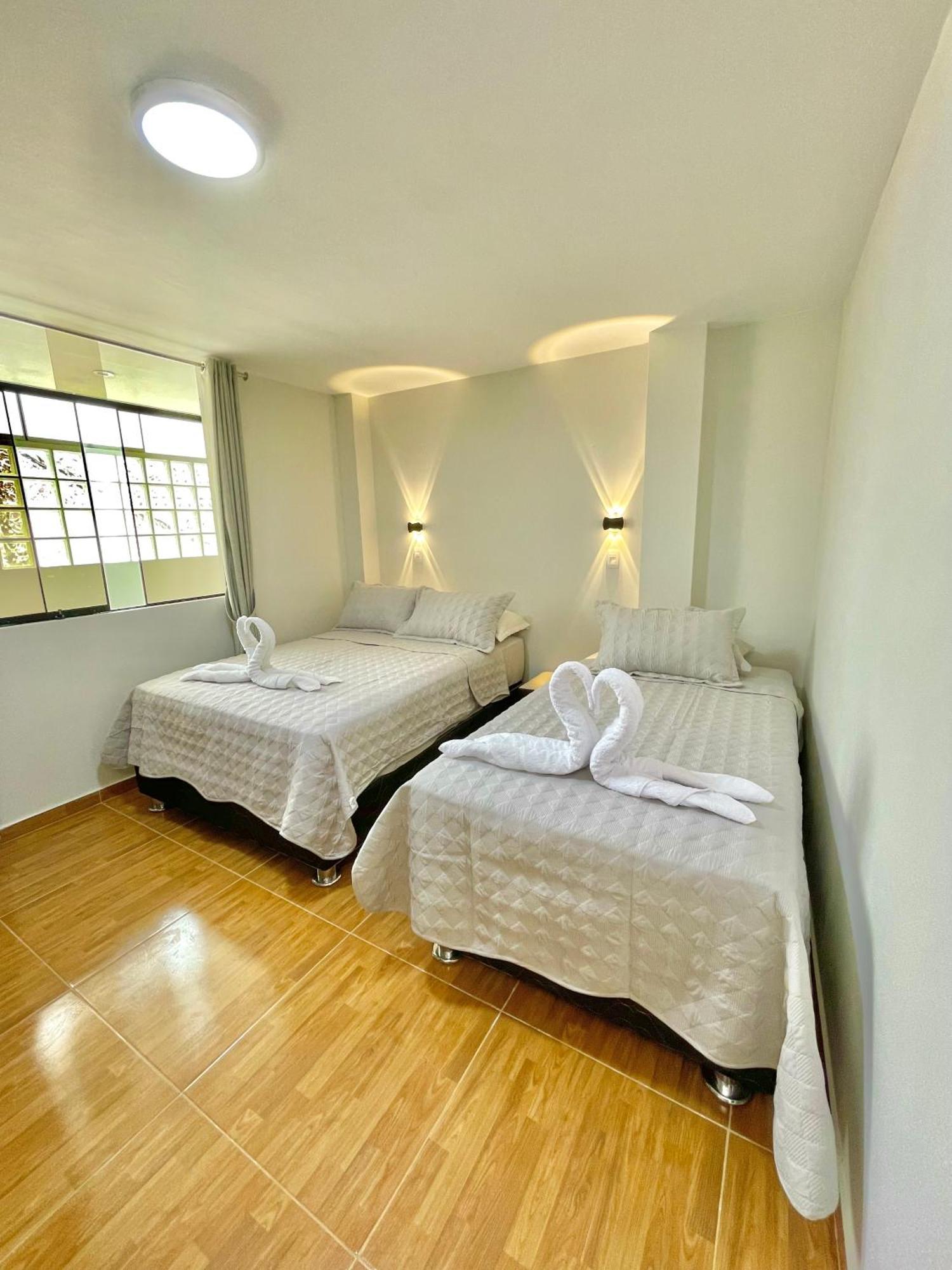 טרוחיו Jultom Inn Hotel & Suites מראה חיצוני תמונה