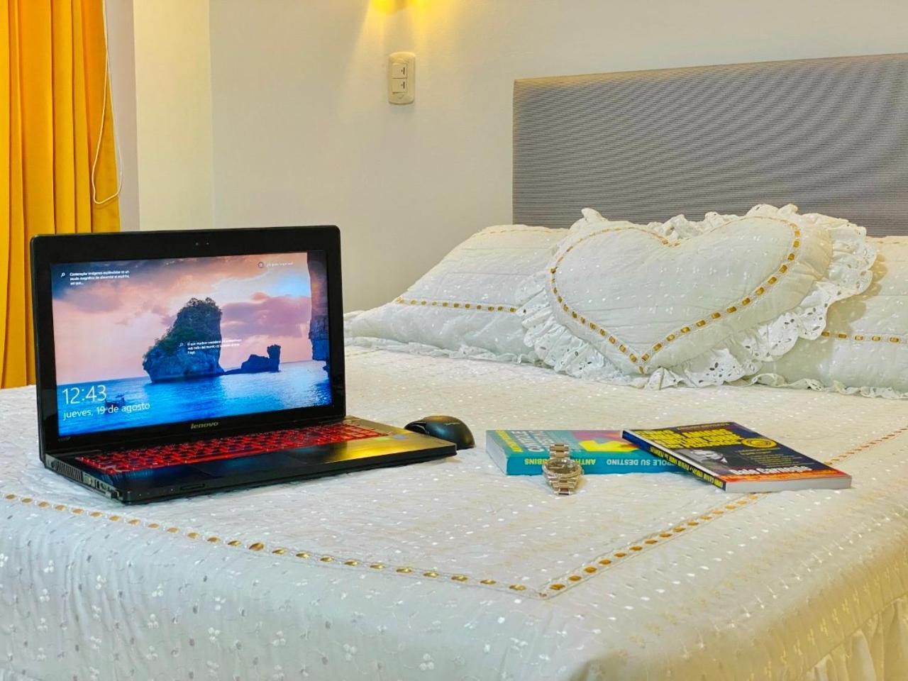 טרוחיו Jultom Inn Hotel & Suites מראה חיצוני תמונה
